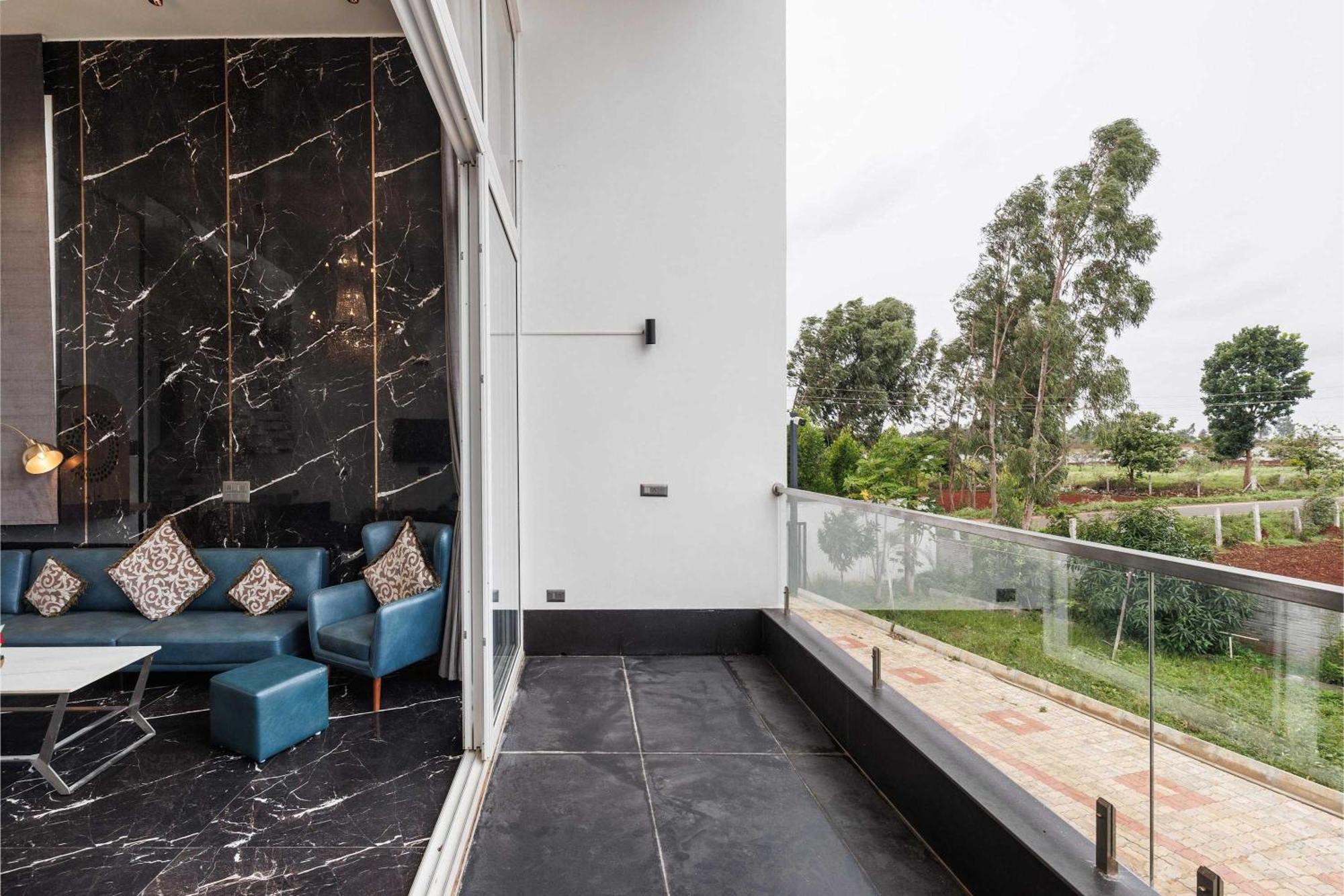 Celestial Sapphire Villa Pvt Pool Veg Food 4Bhk Dod Ballāpur 外观 照片