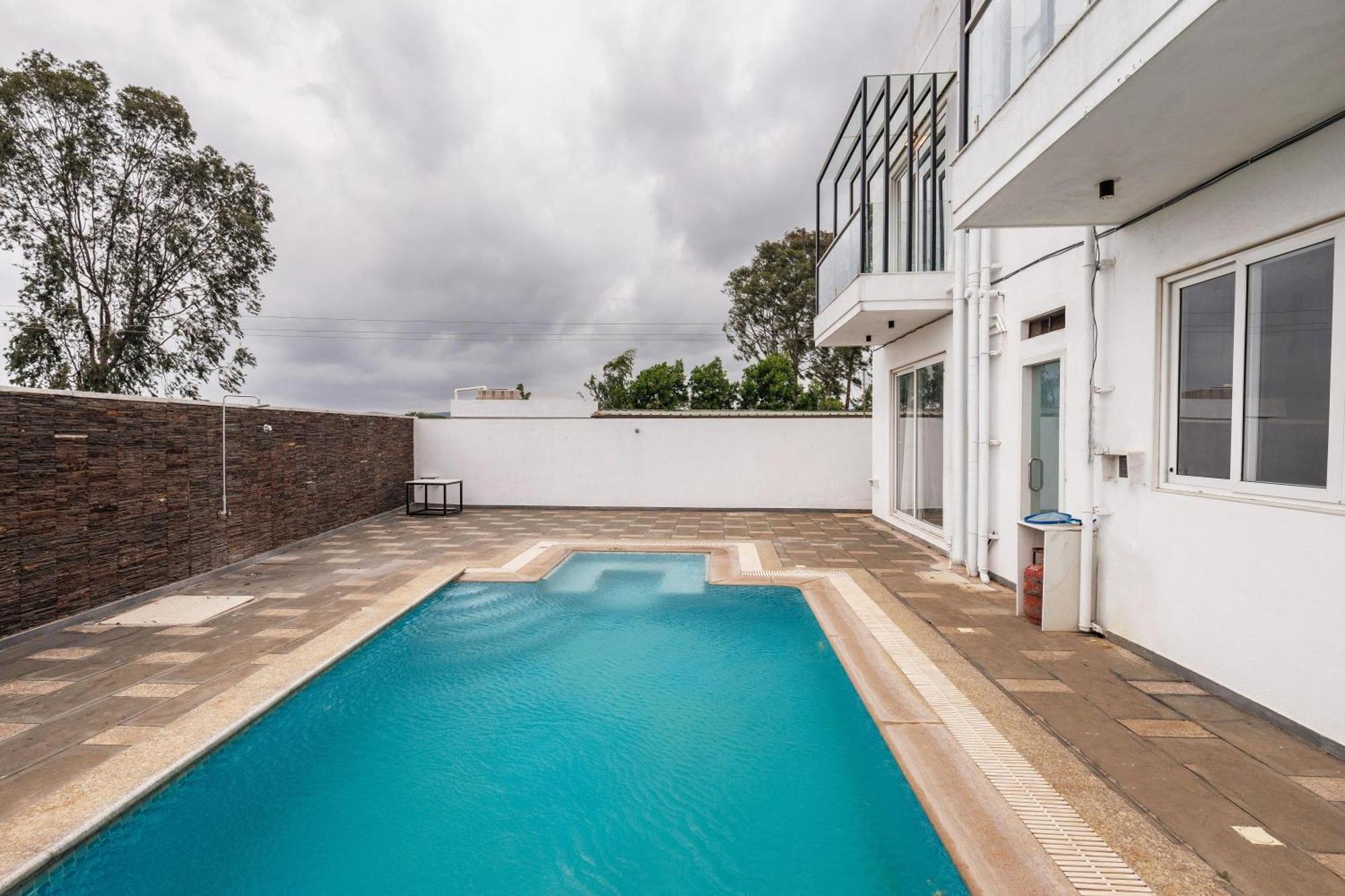 Celestial Sapphire Villa Pvt Pool Veg Food 4Bhk Dod Ballāpur 外观 照片