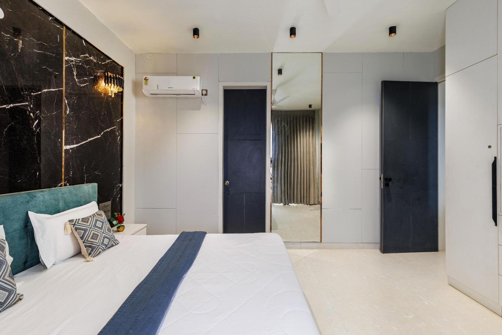Celestial Sapphire Villa Pvt Pool Veg Food 4Bhk Dod Ballāpur 外观 照片